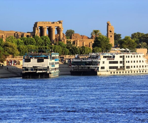 Egypt: A Journey to the Pharaoh's Realm